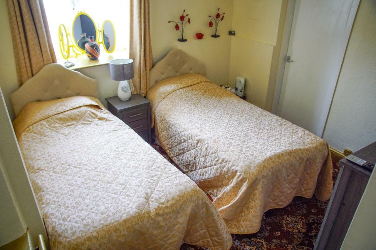Abbey Grange Hotel Llangollen Bagian luar foto
