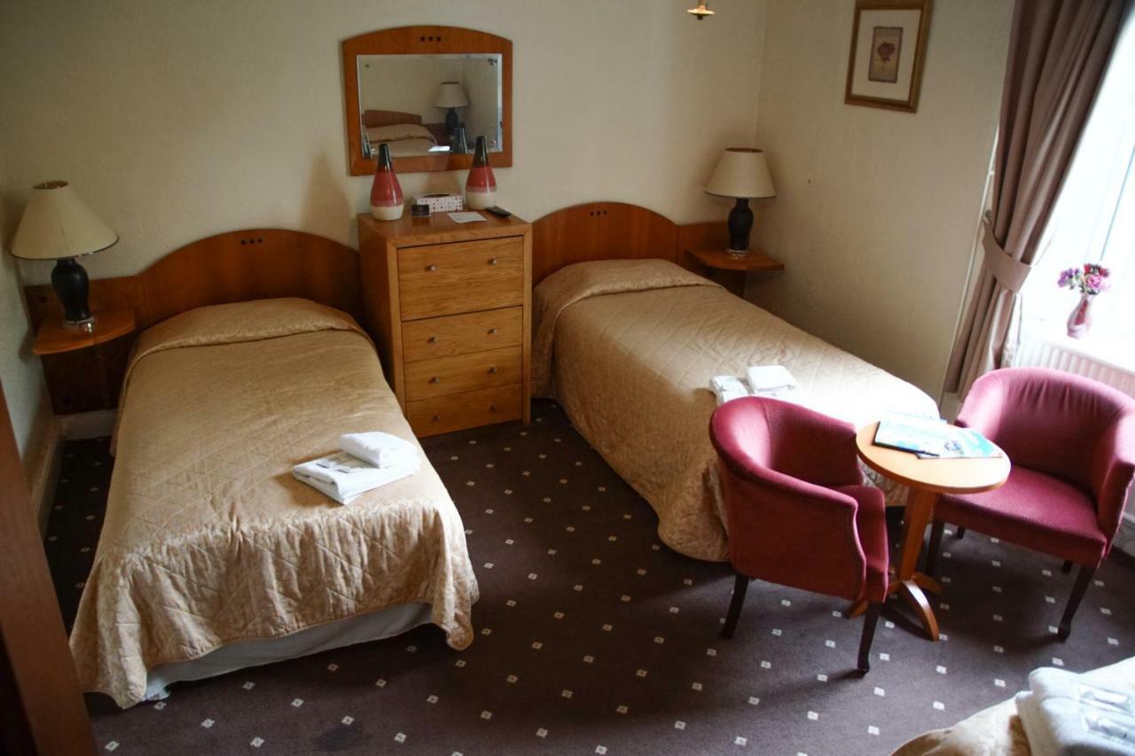 Abbey Grange Hotel Llangollen Bagian luar foto